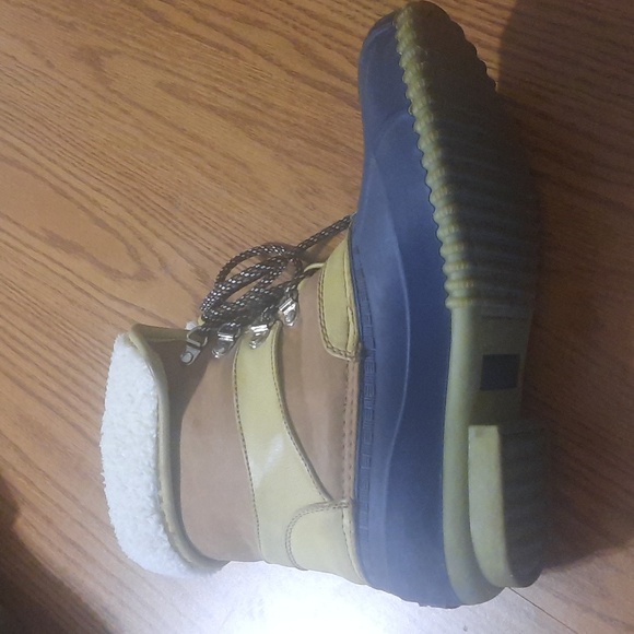 Tommy Hilfiger Boots Rusteen dark natural faux shearling lined size 10 - Picture 6 of 9